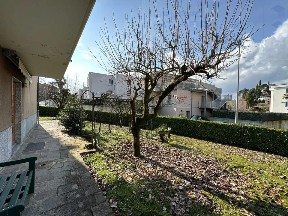 AMPIA CASA COMPOSTA DA DUE APPARTAMENTI – Foto 12 von 13