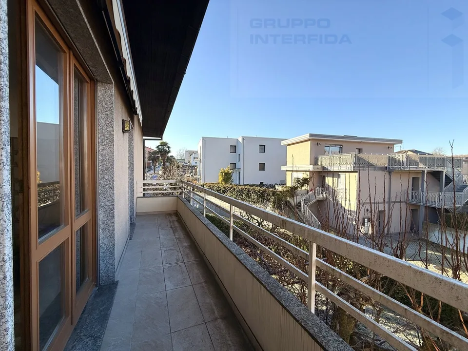 AMPIA CASA COMPOSTA DA DUE APPARTAMENTI – Foto 6 von 13