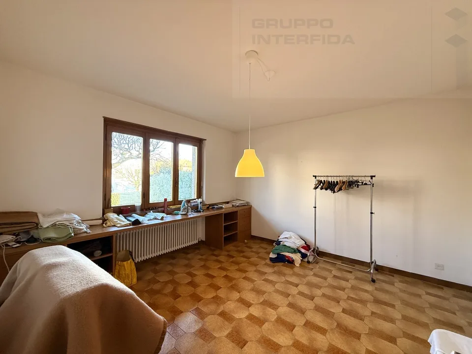 AMPIA CASA COMPOSTA DA DUE APPARTAMENTI – Foto 8 von 13