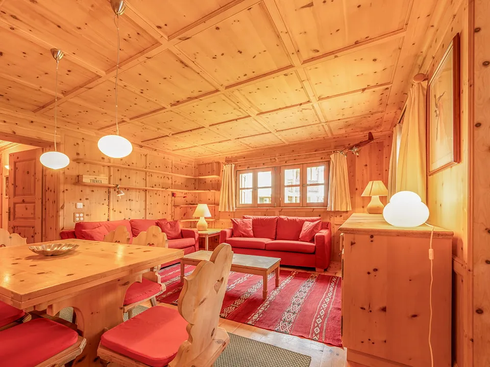 Authentischer Alpiner Luxus – Ferienlangzeitmiete