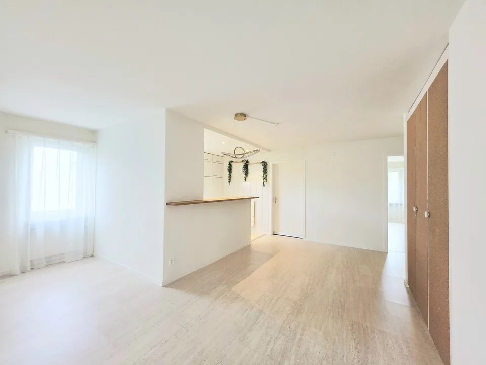 Helle 4.5-Zimmerwohnung mit sonnigem Balkon