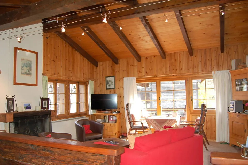 STAGIONE INVERNALE 2027 - chalet di 4 locali con giardino e vista sulle montagne
