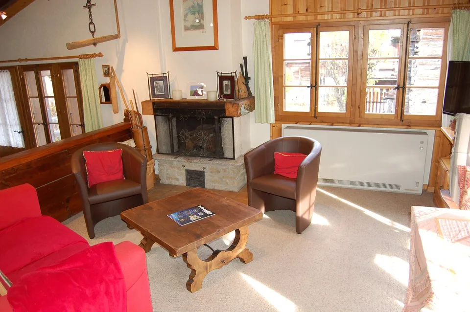 STAGIONE INVERNALE 2027 - chalet di 4 locali con giardino e vista sulle montagne