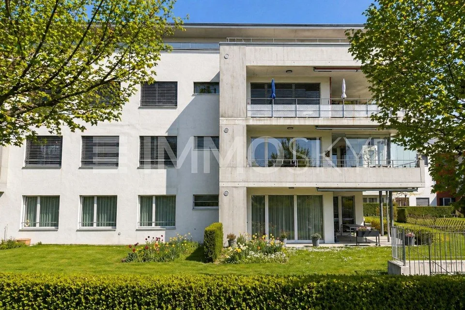 Grosszügige Wohnung mit Aussicht