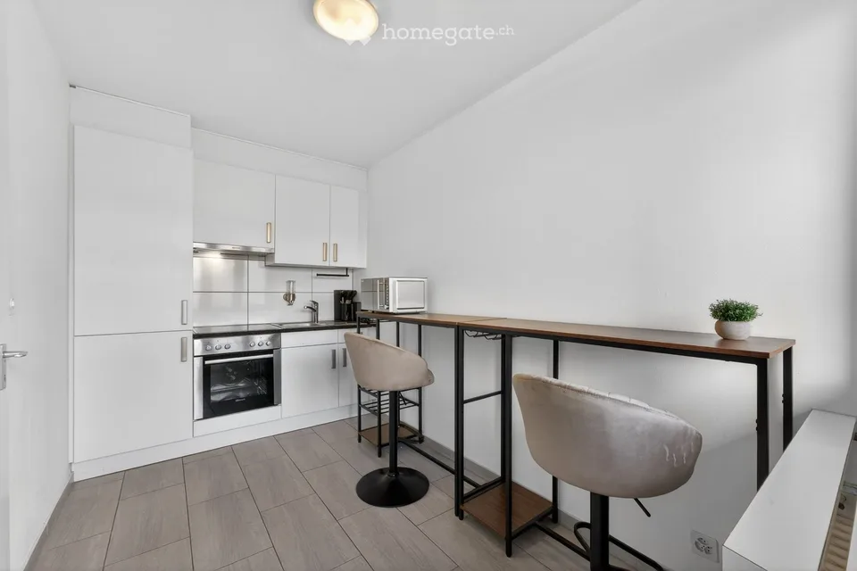 Möbliertes 1.5-Zi. Ap. 4 Pers. (35 m²) mit Balkon Basel – Foto 4 von 9