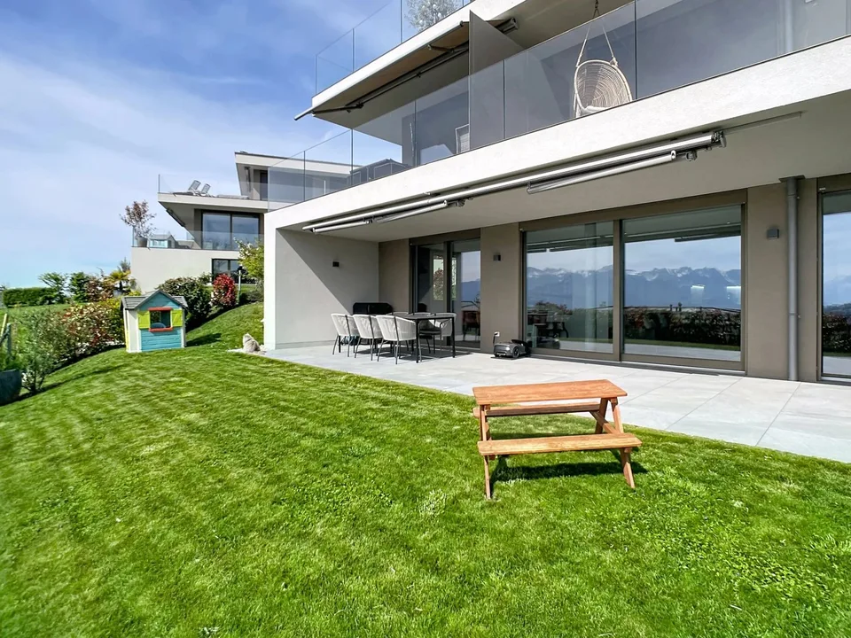 4,5p ensoleillé avec jardin et vue