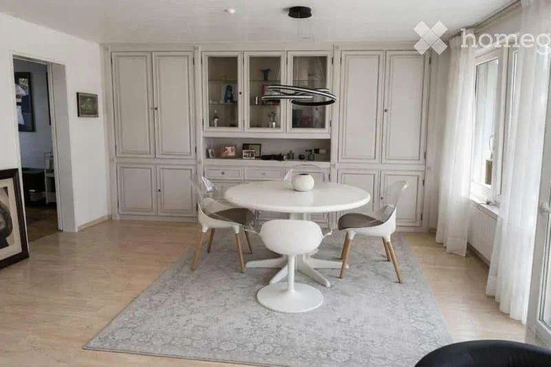 Grosszügiges, renoviertes 5½-Zimmer-Einfamilienhaus mit Garten in Biel-Benken