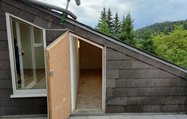 Ruhige grosszügige 2.5-Zimmer-Wohnung mit Terrasse in Stallikon