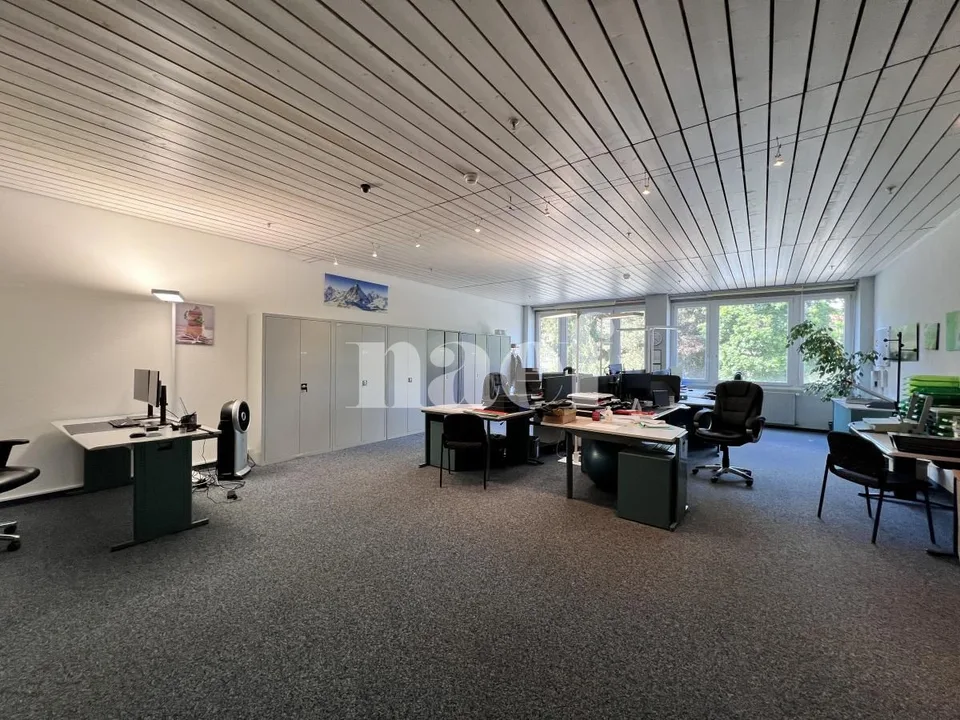 Surface administrative à louer dans le quartier de Beaumont !