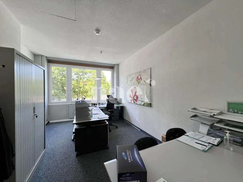 Surface administrative à louer dans le quartier de Beaumont !