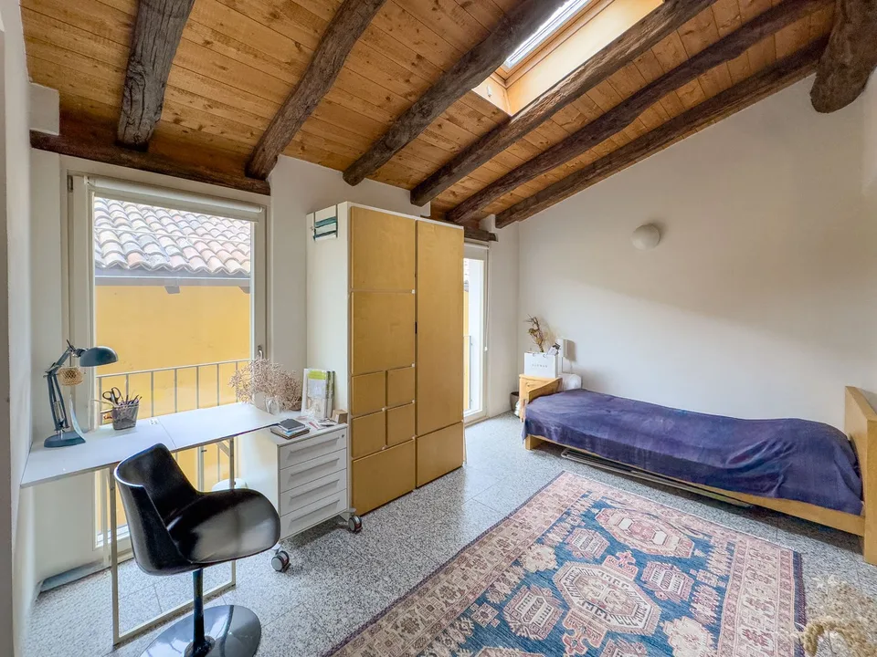 Appartement im letzten Stock im historischen Zentrum von Mendrisio