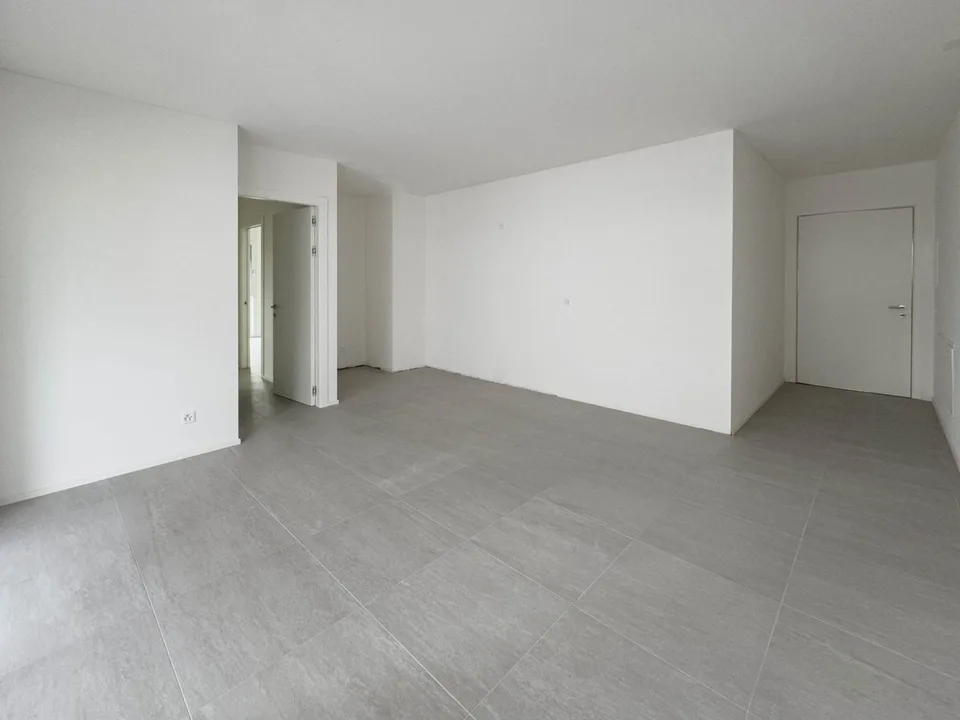 Modernes Neubauapartment in Genestrerio