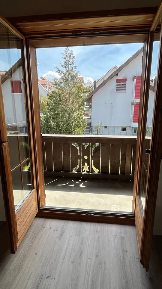 1.5 Zimmerwohnung Ost mit Balkon, Dachgeschoss, mit Aufzug