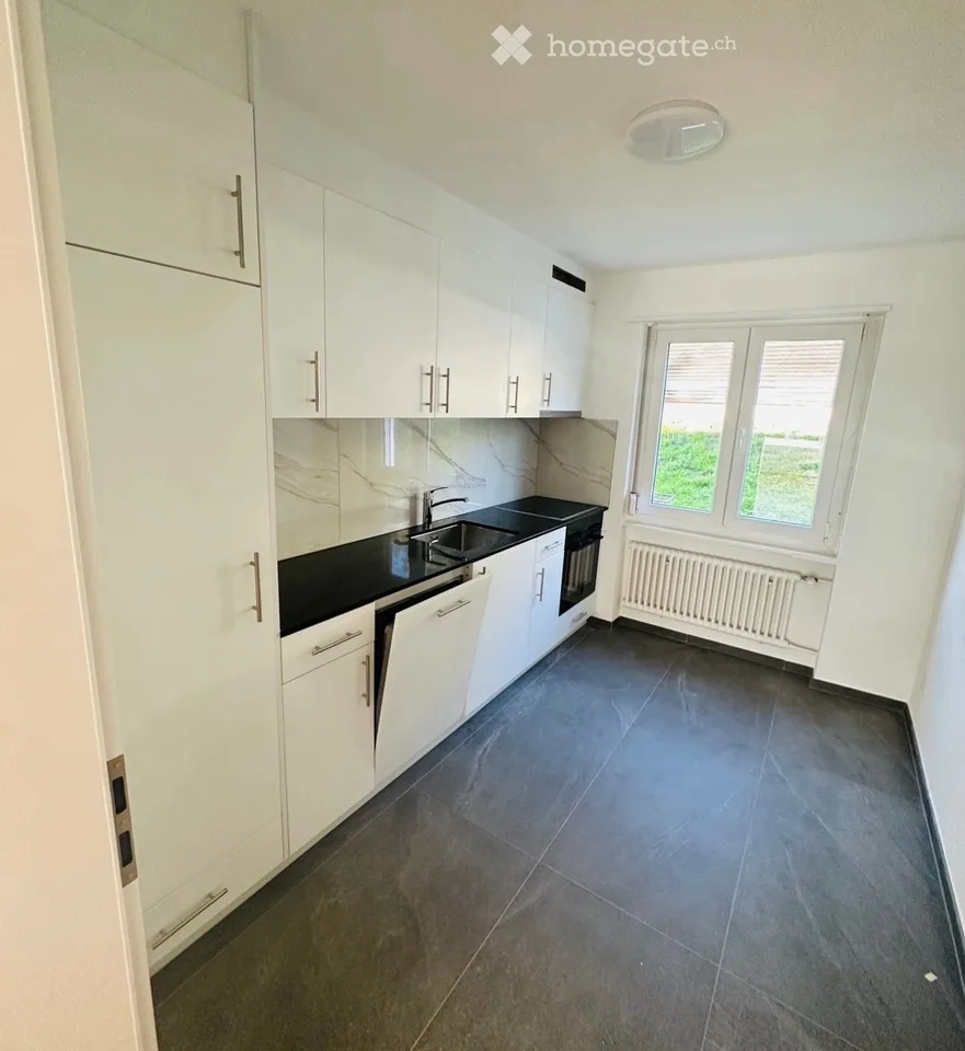 Renovierte 4.5-Zimmer-Wohnung an der Bernstrasse in Lyss – modern, ruhig und sofort verfügbar!