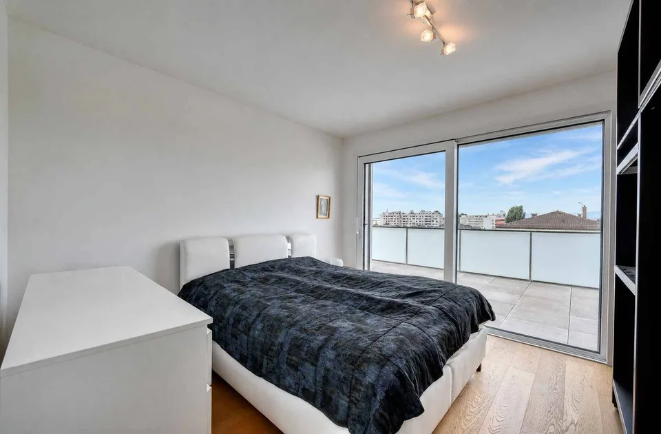 Appartement en attique avec vue panoramique – photo 8 sur 13