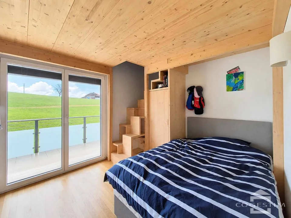 4,5 Zimmer mit Terrasse und freier Sicht