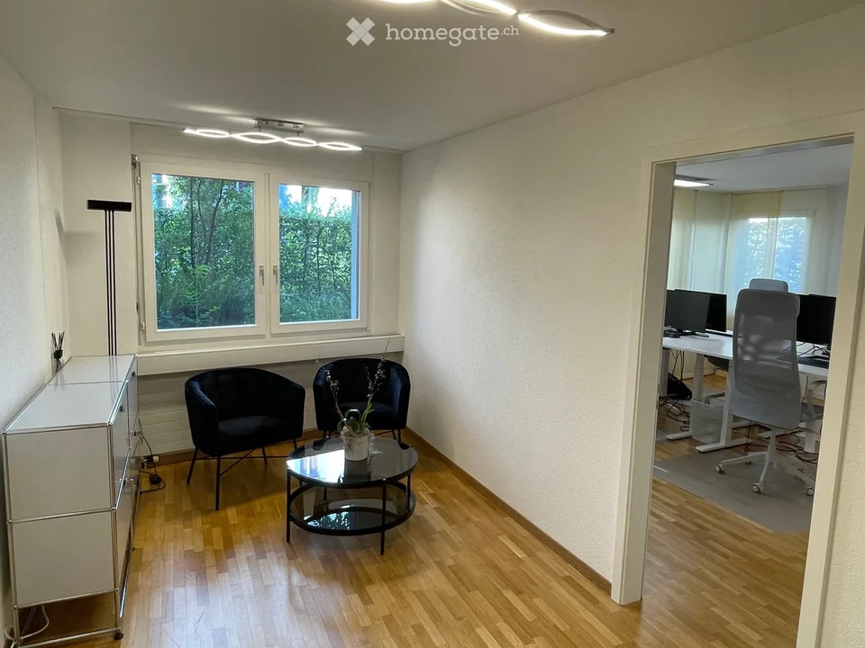 Helle und ruhige Bürofläche im Herzen von Zürich-Hottingen (ca. 84 m²)