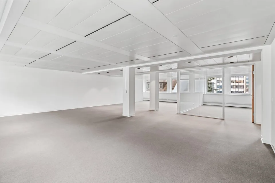 Letzte freie Fläche: Ihr Büro beim Paradeplatz