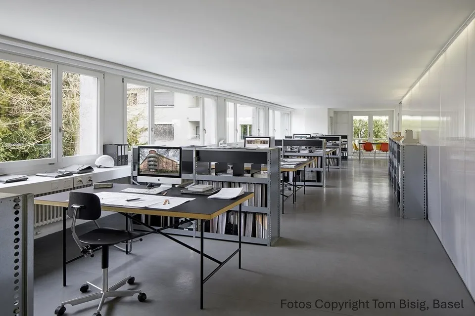 Con vantaggio di localizzazione - Lavorare in tranquillità, essere connessi centralmente