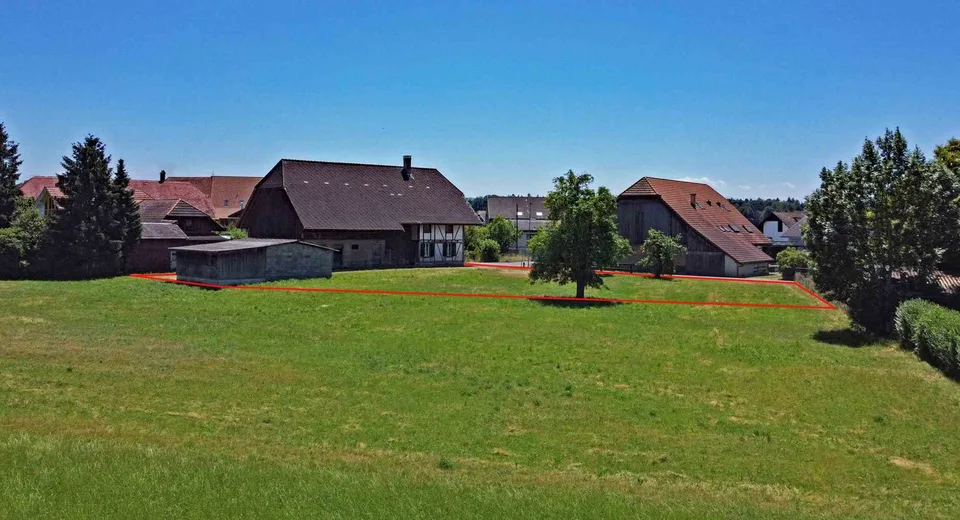 Über 2'300 m² Bouland a idealer Lag