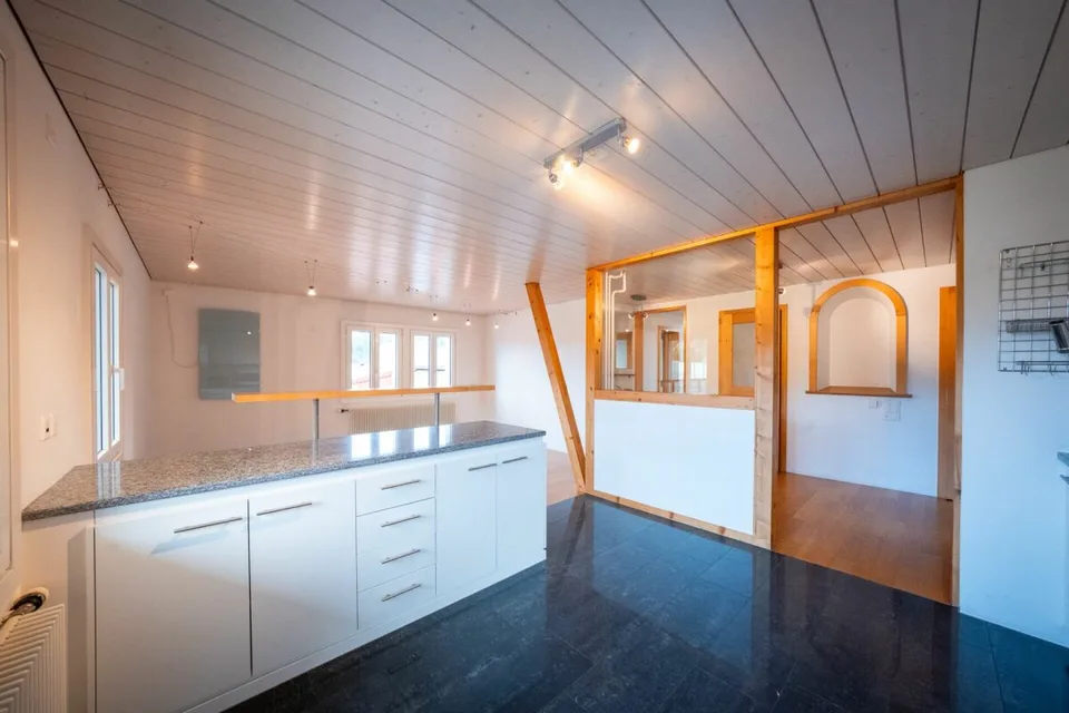 Grosszügige 3.5-Zimmer-Dachwohnung