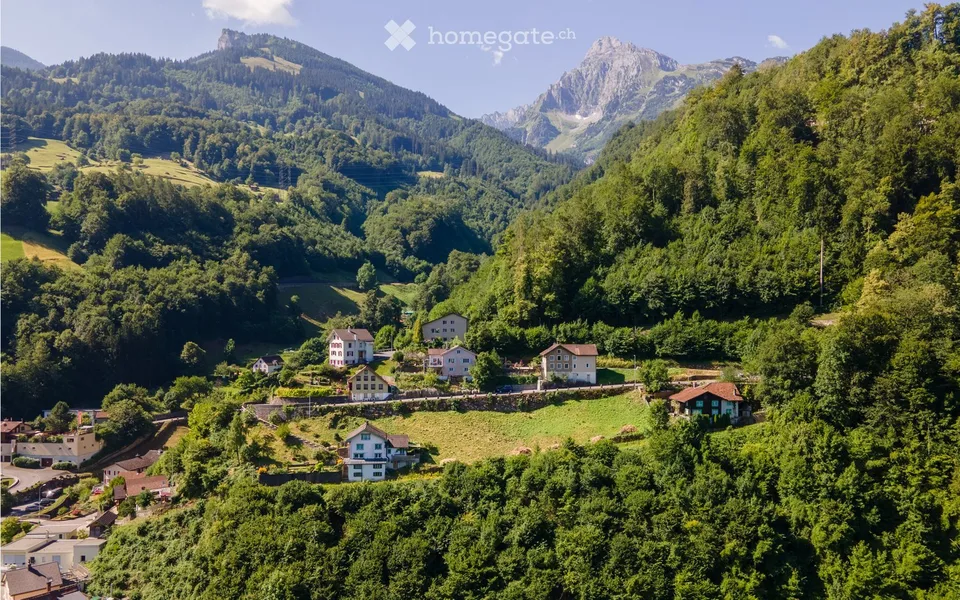 Exklusives Bauland mit unverbaubarer Panoramasicht auf den Walensee