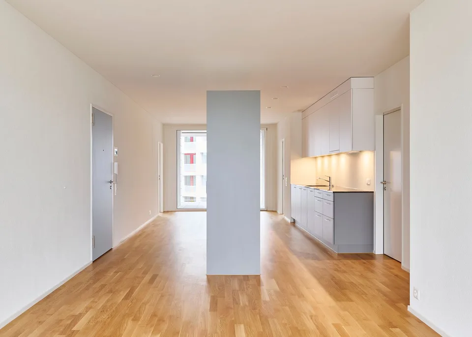 Vivere in modo sostenibile in un appartamento nuovo di 4,5 locali moderno