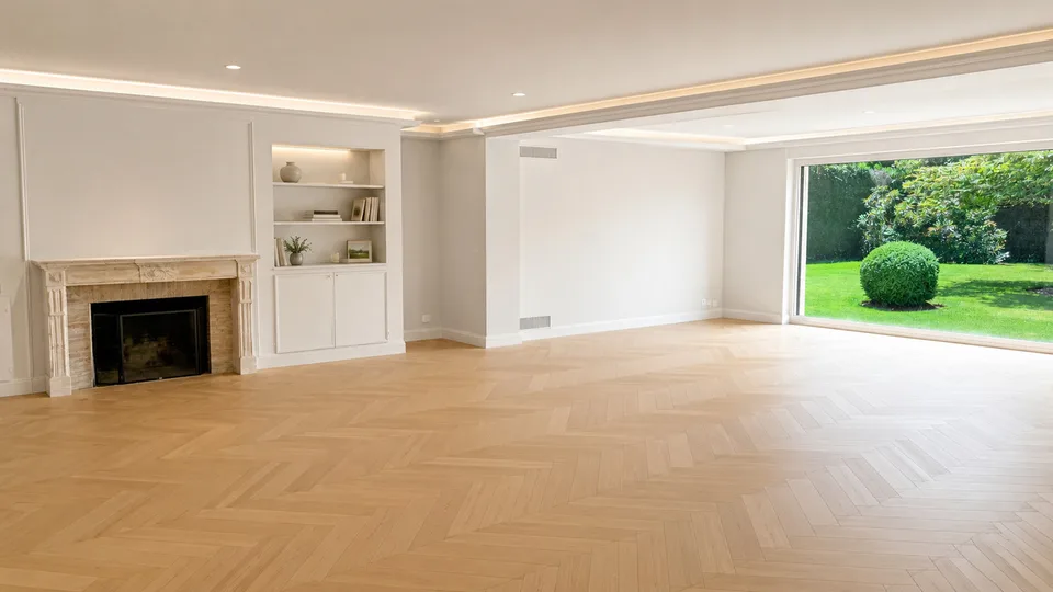 In Mies, ein seltenes Haus, in dem die Natur zum Luxus wird