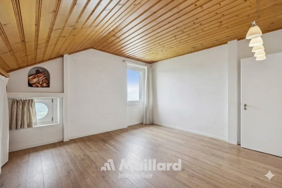 Ambiance cosy pour cet appartement de 3.5 pièces avec vue grandiose!
