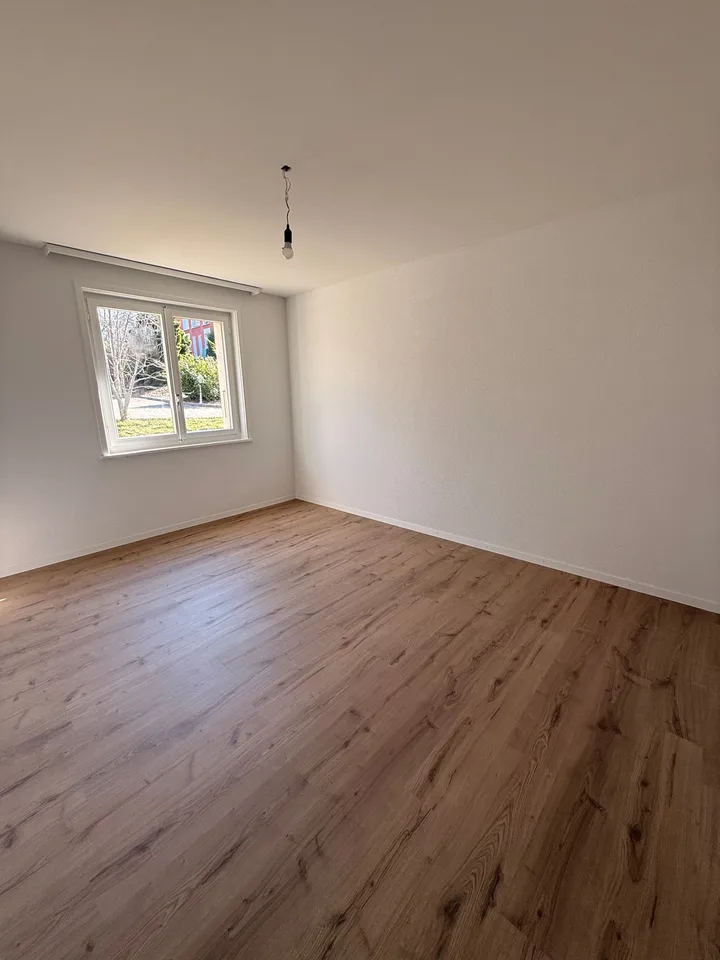 Geräumige 4.5-Zimmer-Wohnung mit Terrasse in Prez-vers-Siviriez