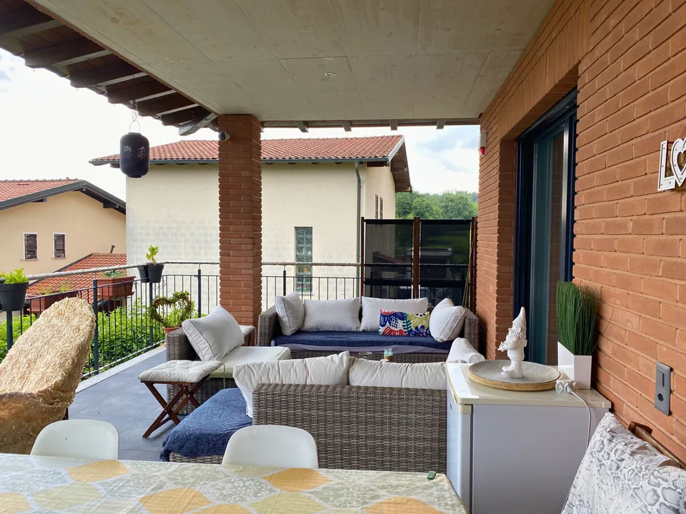 STABIO - MODERN SINGLE-FAMILY VILLA WITH GARDEN