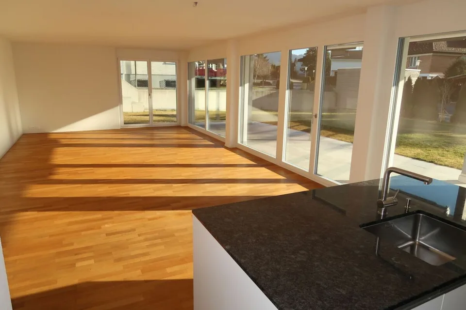 Appartamento di giardino esclusivo 5.5 locali con standard di costruzione di alta qualità a Einsiedeln