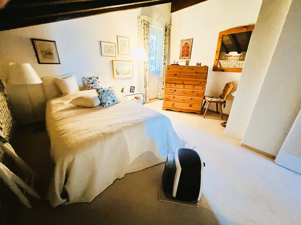 Spacious and bright 2.5-room apartment renovated – Extraordinary view – Quiet location – Well situated