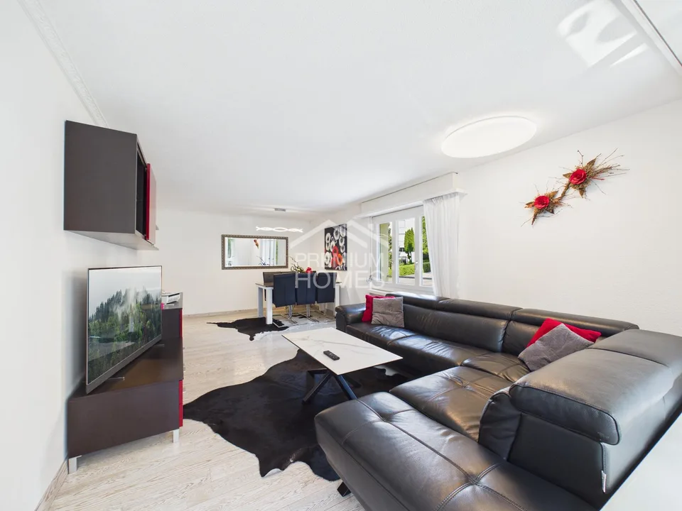 Ambiance de vie moderne avec beaucoup d'espace au cœur de Goldau