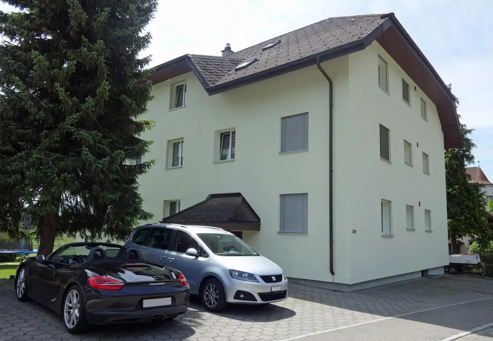 Ruhige 4.5-Zimmer-Wohnung im 2. OG zu vermieten