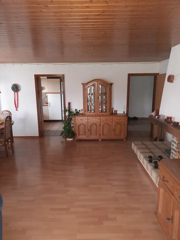 Ruhige 4.5-Zimmer-Wohnung im 2. OG zu vermieten – Foto 6 von 11