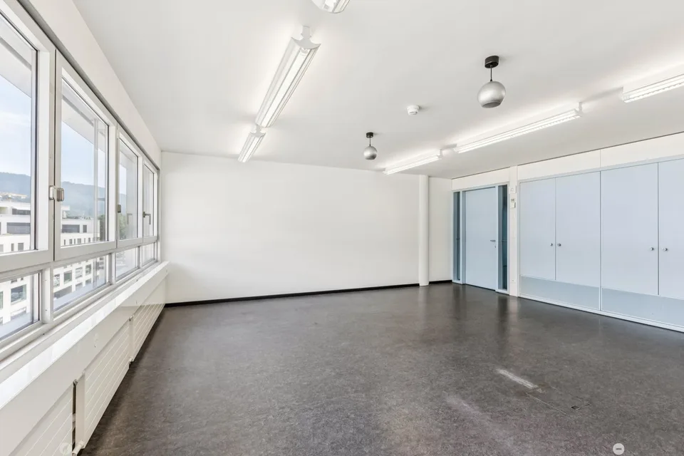 Gewerbe in Biel/Bienne – Foto 7 von 7
