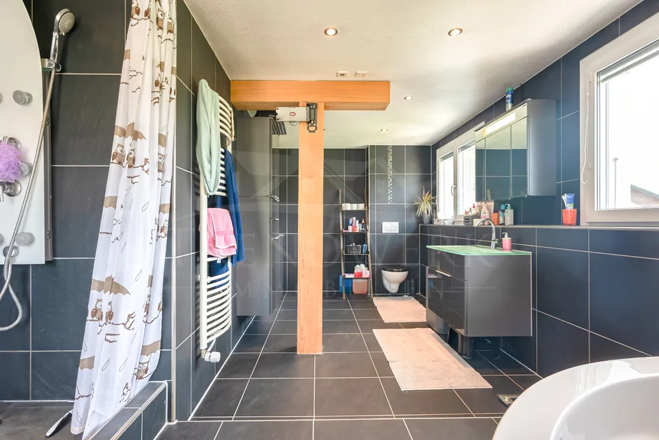 7.5-Zimmer-Haus mit 1202m² Baulandreserve in Kappel SO