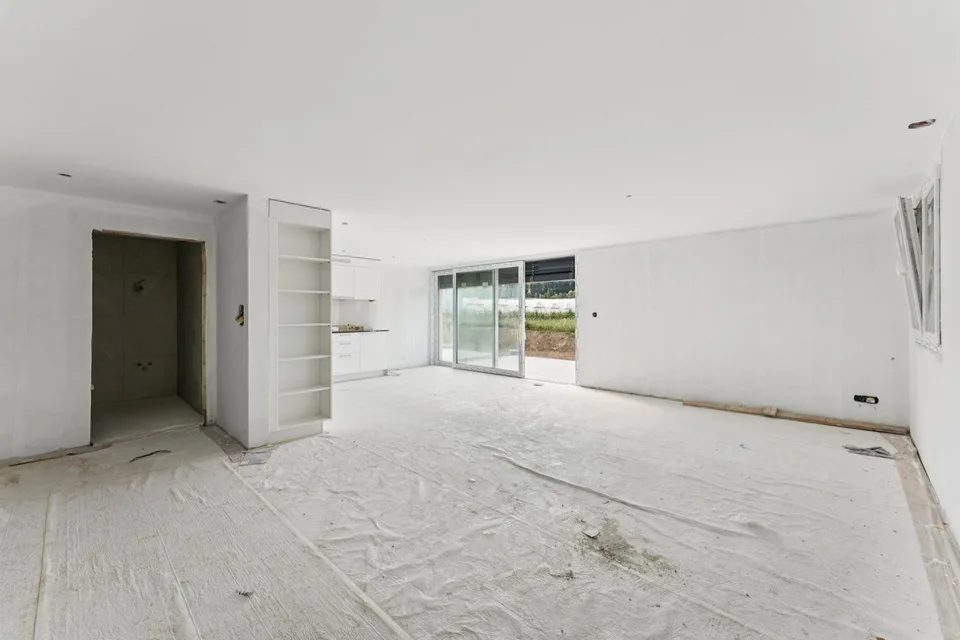 Wohnung 4,5 Zimmer im Doppelhaus mit Terrasse und Garten