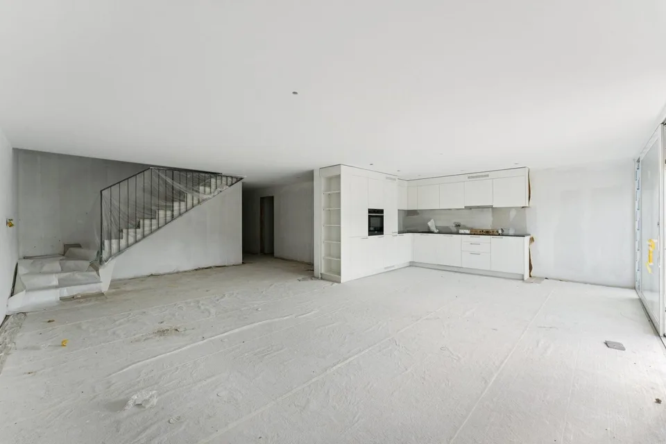 Wohnung mit 4.5 Zimmern, Garten und Terrasse