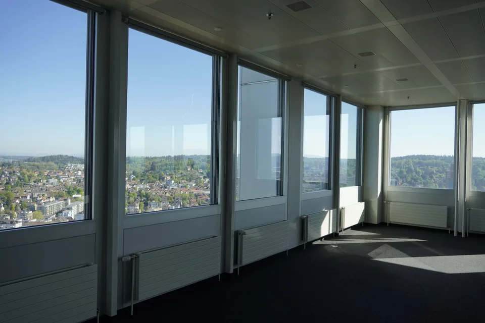 All-Inclusive Büro auf 25. Etage für 1-4 Arbeitsplätze – 2 Min. vom Bahnhof Winterthur