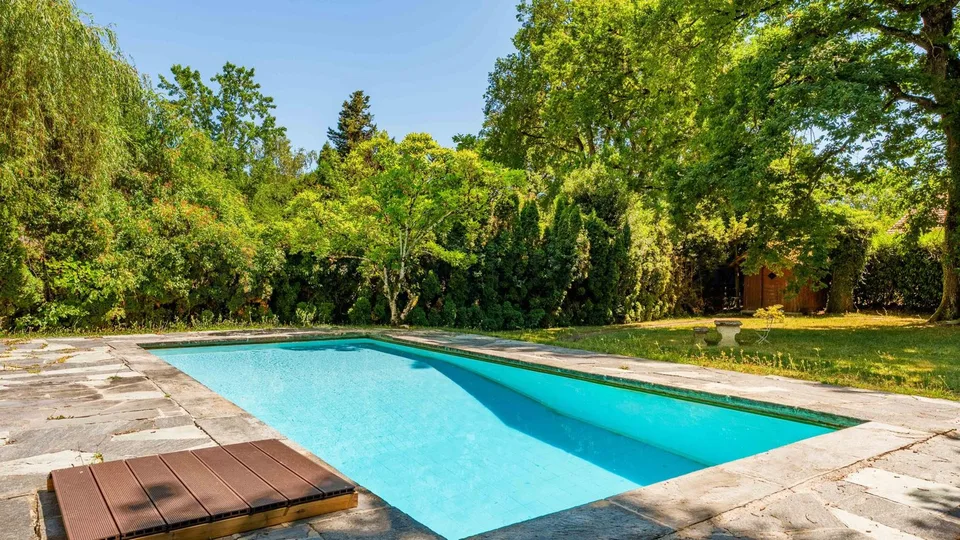 Splendide villa individuelle avec grand jardin