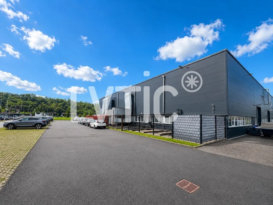 Edificio industriale di 2250 m2 in affitto a Yverdon-les-Bains