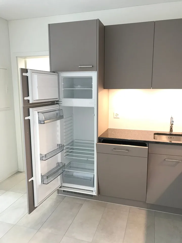 Appartamento moderno 2.5 locali con balcone a Safenwil