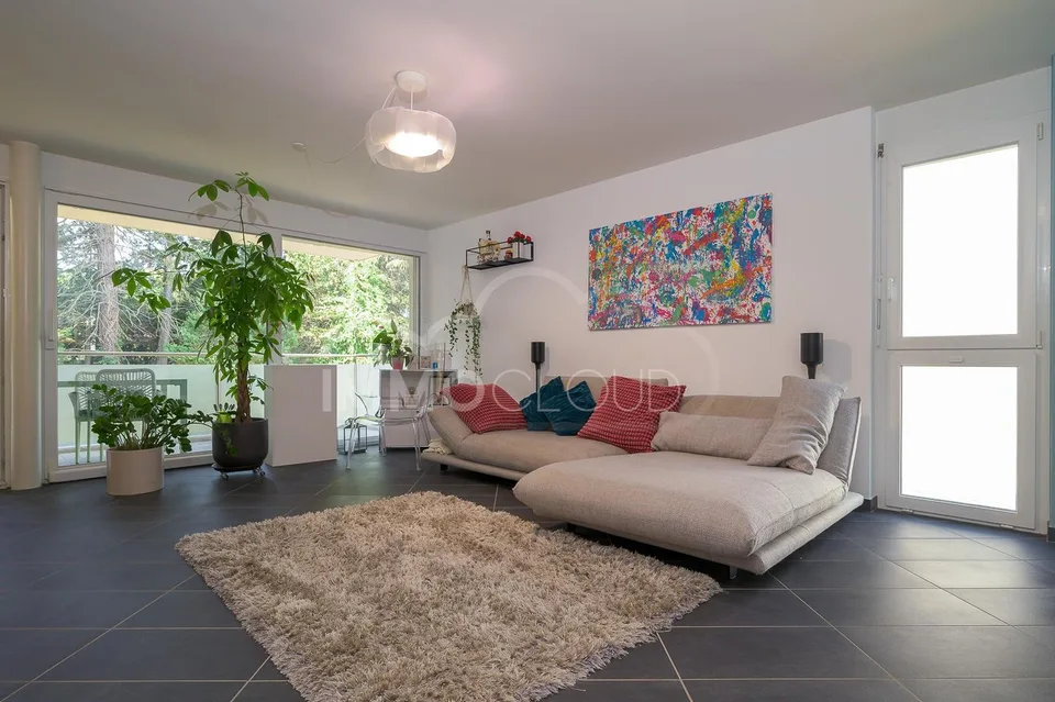 Idéalement placé - appartement comme neuf !