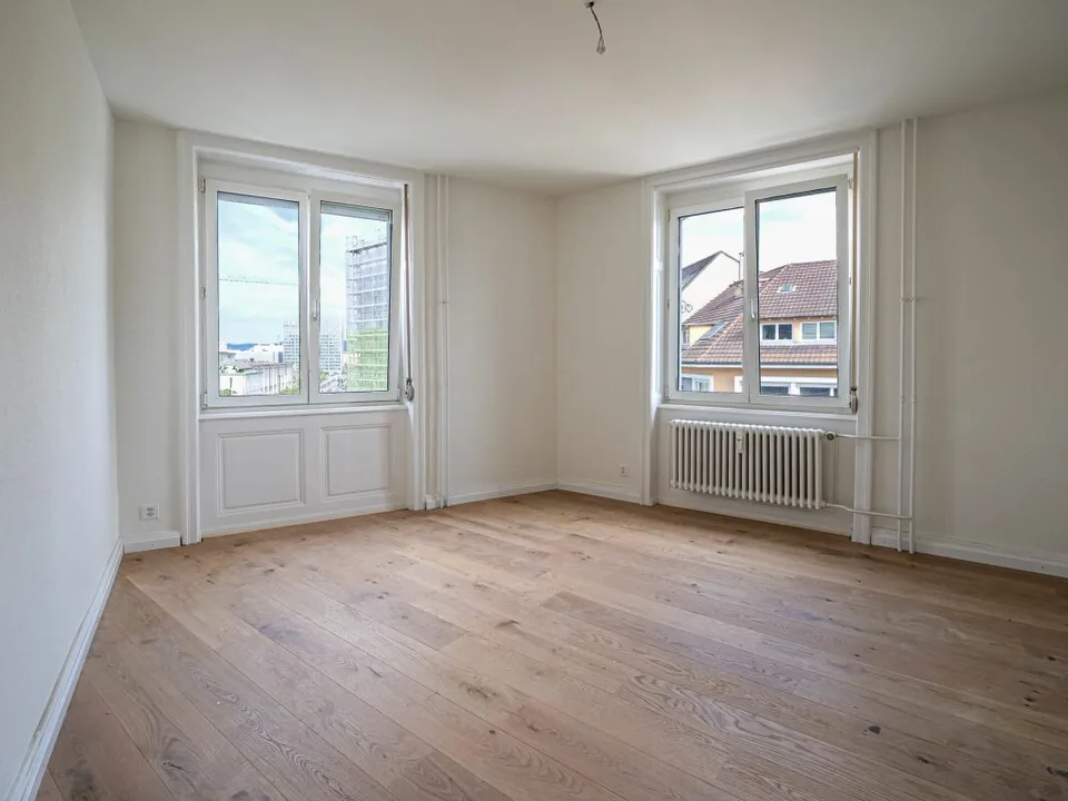 Appartamento di 3 locali frescamente ristrutturato con charme di edificio antico