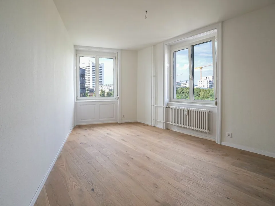 Appartamento di 3 locali frescamente ristrutturato con charme di edificio antico