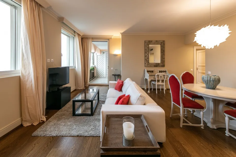 LUGANO-COLLINA D'ORO - AFFITTASI APPARTAMENTO 3.5 LOCALI CON VISTA LAGO (Rif. 504)
