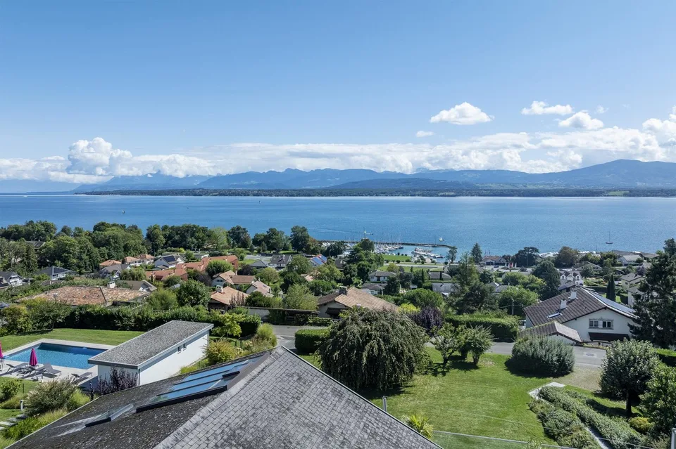 Wunderschönes Anwesen mit außergewöhnlichem Seeblick!