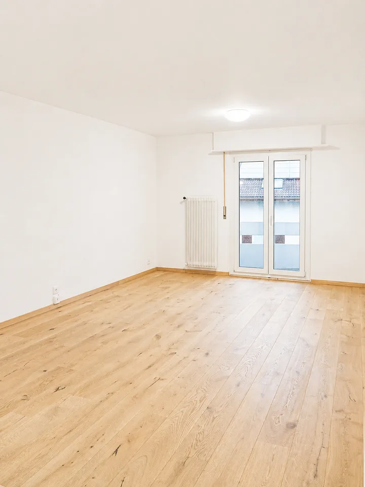 Frisch renovierte 4.5-Zimmer-Terrassenwohnung mit drei Balkonen in Susten